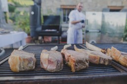 Weingut Hochzeit mit BBQ in Würzburg, fotografiert von Hochzeitsfotograf Conny Schöffmann Photography